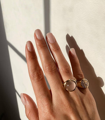 How to Make Your Nails Stronger and Healthier - elonessentials.com