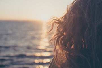7 Tips and Essentials Products for Happy and Healthy Summer Hair - elonessentials.com