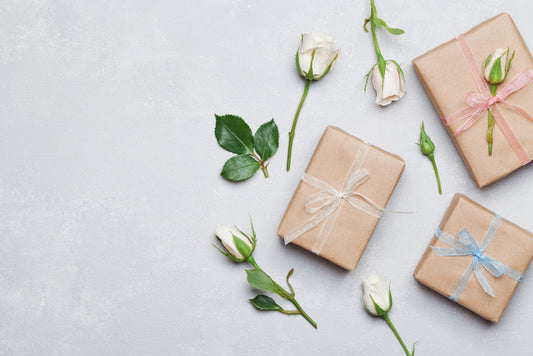 Elon Essentials Holiday Gift Guide 2018: Most Popular Gifts Under $75